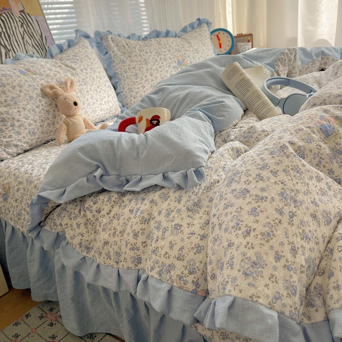 91家纺网 家纺一手货源 找家纺 迪梦姿家纺 2026新款高克重泡芙纱泡泡纱床盖款四件套系列 兔仔花田