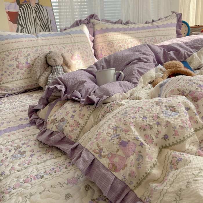 91家纺网 家纺一手货源 找家纺 迪梦姿家纺 2026新款高克重泡芙纱泡泡纱床盖款四件套系列 小兔裙边