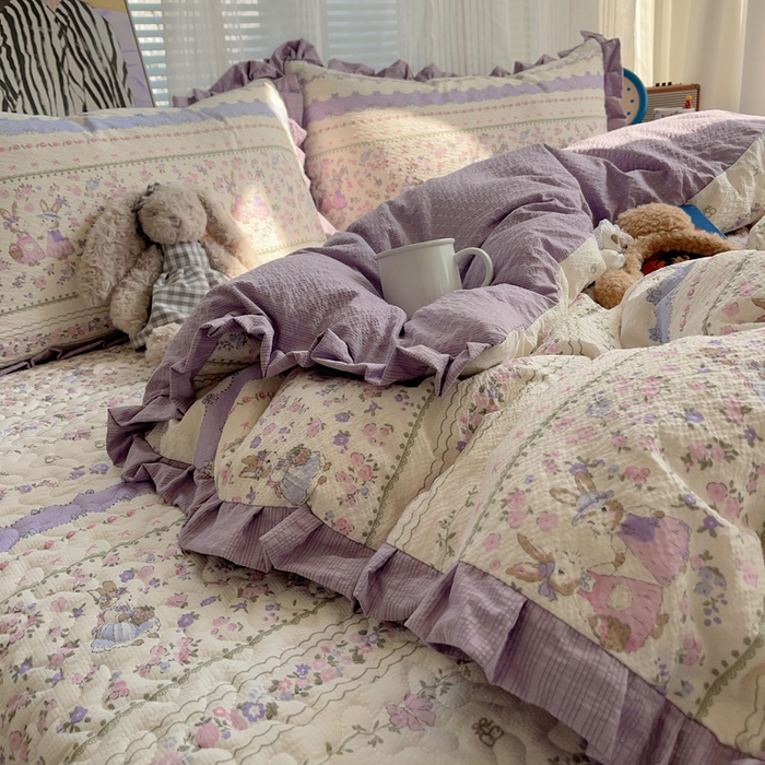 91家纺网 家纺一手货源 找家纺 迪梦姿家纺 2026新款高克重泡芙纱泡泡纱床盖款四件套系列 小兔裙边