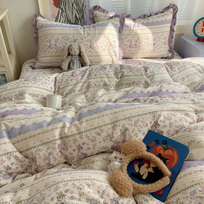 91家纺网 家纺一手货源 找家纺 迪梦姿家纺 2026新款高克重泡芙纱泡泡纱床盖款四件套系列 小兔裙边