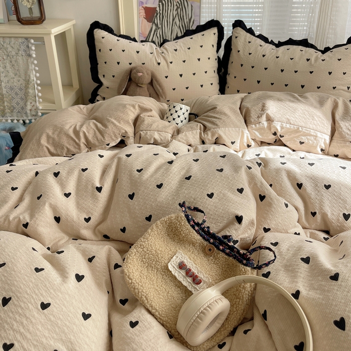 91家纺网 家纺一手货源 找家纺 迪梦姿家纺 2026新款高克重泡芙纱泡泡纱床盖款四件套系列 甜心咖絮