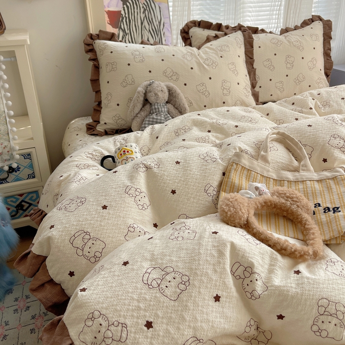 91家纺网 家纺一手货源 找家纺 迪梦姿家纺 2026新款高克重泡芙纱泡泡纱床盖款四件套系列 描线小猫咖