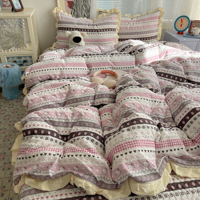 91家纺网 家纺一手货源 找家纺 迪梦姿家纺 2026新款高克重泡芙纱泡泡纱床盖款四件套系列 猫咪集粉