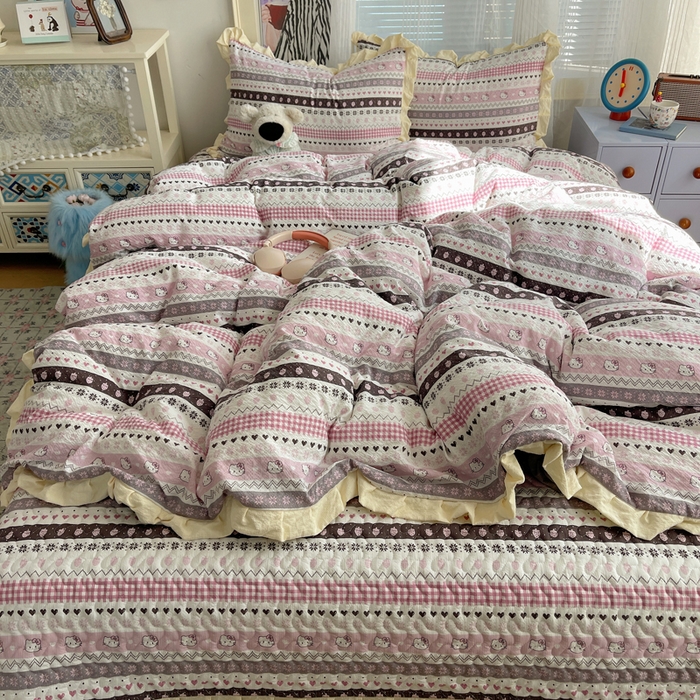 91家纺网 家纺一手货源 找家纺 迪梦姿家纺 2026新款高克重泡芙纱泡泡纱床盖款四件套系列 猫咪集粉