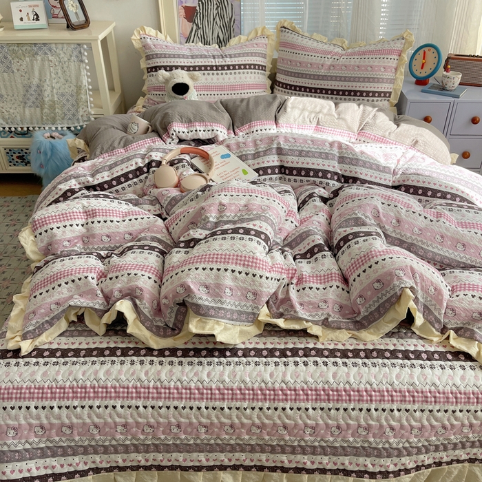 91家纺网 家纺一手货源 找家纺 迪梦姿家纺 2026新款高克重泡芙纱泡泡纱床盖款四件套系列 猫咪集粉