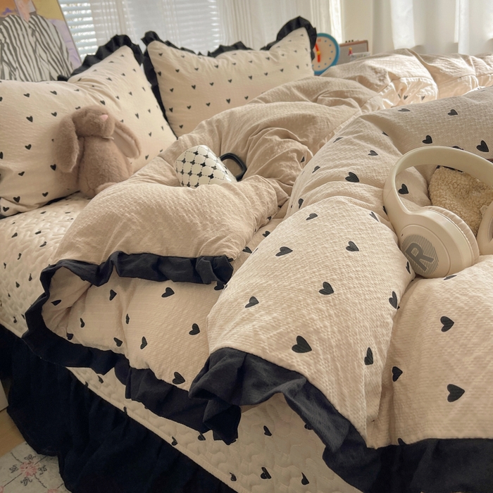 91家纺网 家纺一手货源 找家纺 迪梦姿家纺 2026新款高克重泡芙纱泡泡纱床盖款四件套系列 甜心咖絮