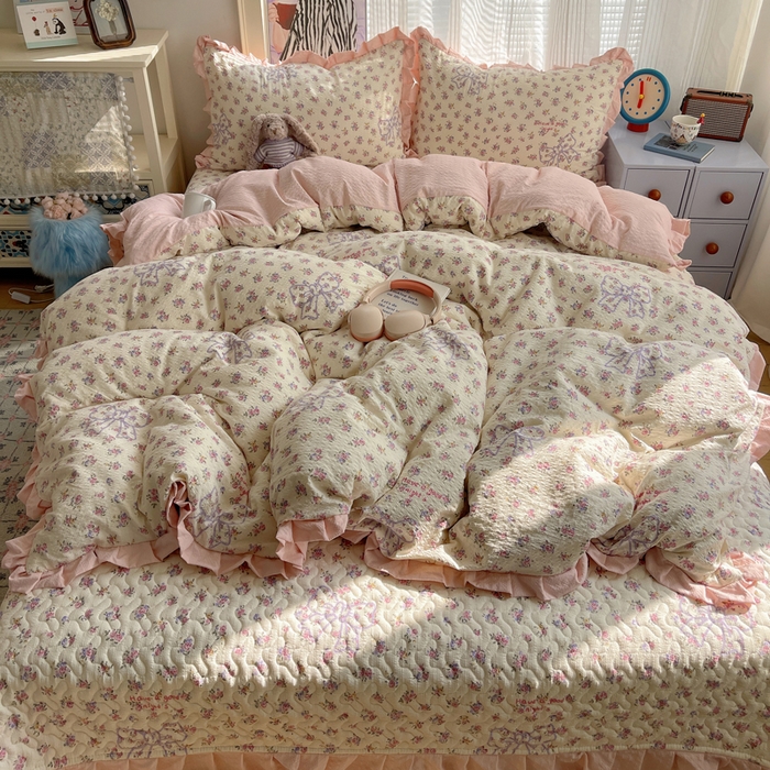 91家纺网 家纺一手货源 找家纺 迪梦姿家纺 2026新款高克重泡芙纱泡泡纱床盖款四件套系列 星野蝴蝶结