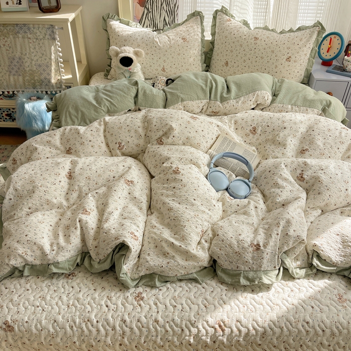 91家纺网 家纺一手货源 找家纺 迪梦姿家纺 2026新款高克重泡芙纱泡泡纱床盖款四件套系列 木马小花团