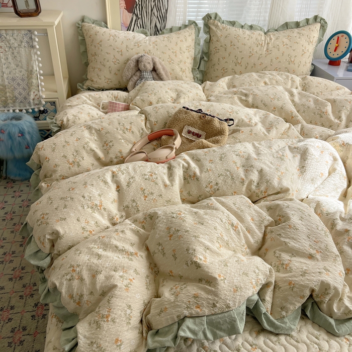 91家纺网 家纺一手货源 找家纺 迪梦姿家纺 2026新款高克重泡芙纱泡泡纱床盖款四件套系列 浅沙花影黄