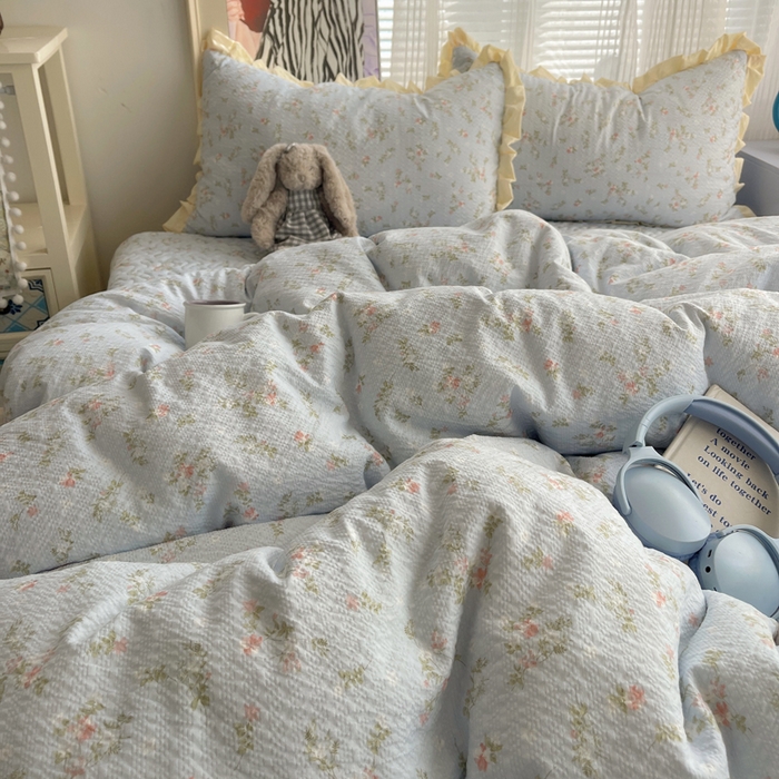 91家纺网 家纺一手货源 找家纺 迪梦姿家纺 2026新款高克重泡芙纱泡泡纱床盖款四件套系列 浅沙花影蓝