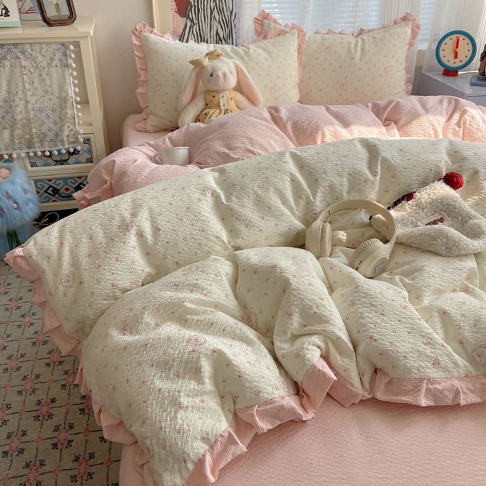 91家纺网 家纺一手货源 找家纺 迪梦姿家纺 2026新款高克重泡芙纱泡泡纱床单款四件套系列 春日甜桃心米