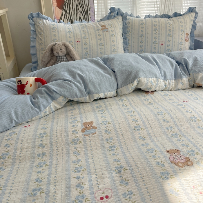 91家纺网 家纺一手货源 找家纺 迪梦姿家纺 2026新款高克重泡芙纱泡泡纱床单款四件套系列 纯宅熊