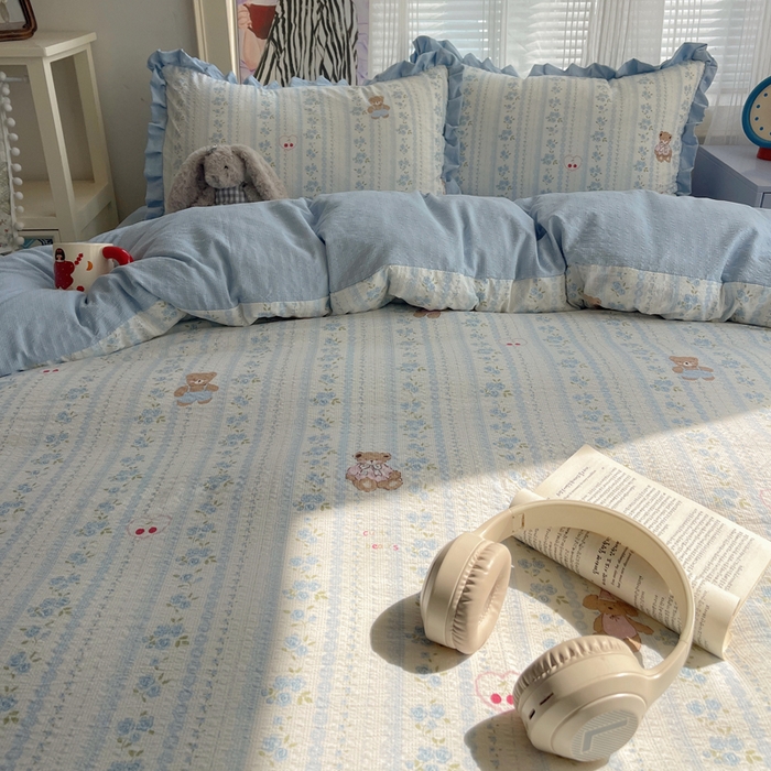 91家纺网 家纺一手货源 找家纺 迪梦姿家纺 2026新款高克重泡芙纱泡泡纱床单款四件套系列 纯宅熊