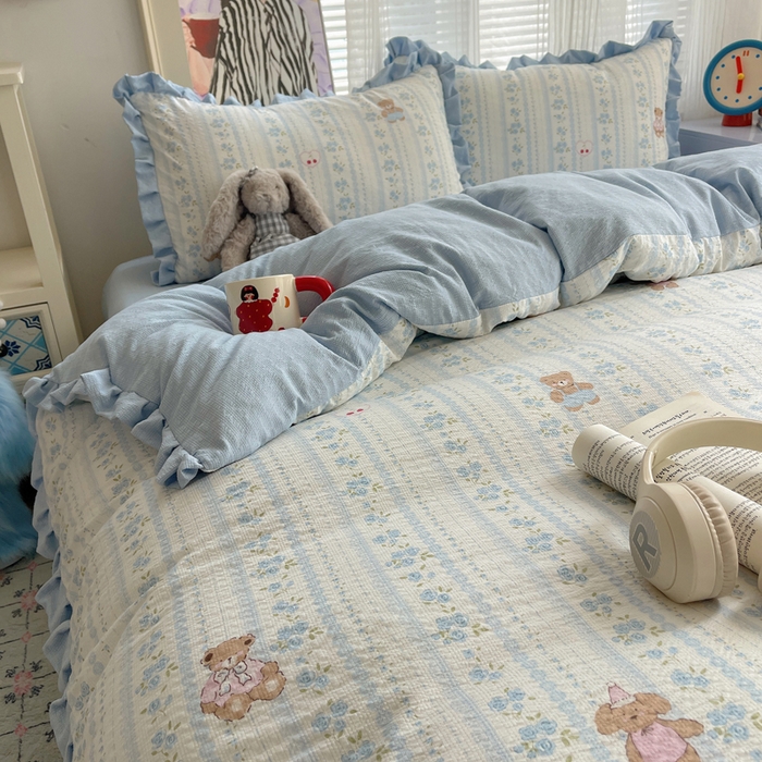 91家纺网 家纺一手货源 找家纺 迪梦姿家纺 2026新款高克重泡芙纱泡泡纱床单款四件套系列 纯宅熊