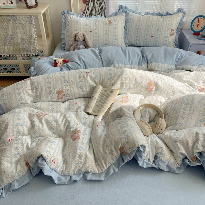 91家纺网 家纺一手货源 找家纺 迪梦姿家纺 2026新款高克重泡芙纱泡泡纱床单款四件套系列 纯宅熊