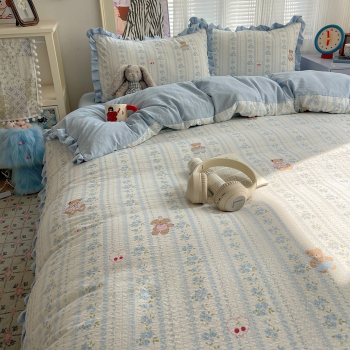 91家纺网 家纺一手货源 找家纺 迪梦姿家纺 2026新款高克重泡芙纱泡泡纱床单款四件套系列 纯宅熊