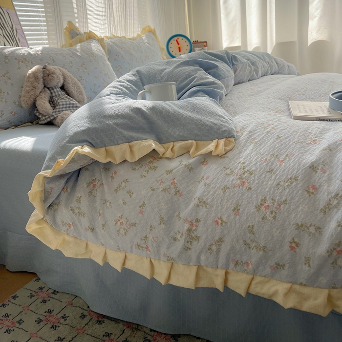 91家纺网 家纺一手货源 找家纺 迪梦姿家纺 2026新款高克重泡芙纱泡泡纱床单款四件套系列 浅沙花影蓝