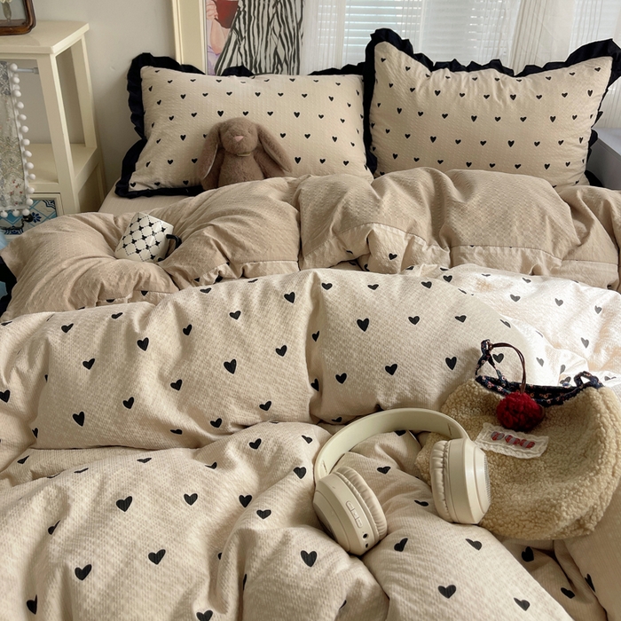 91家纺网 家纺一手货源 找家纺 迪梦姿家纺 2026新款高克重泡芙纱泡泡纱床单款四件套系列 甜心咖絮