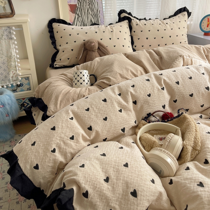 91家纺网 家纺一手货源 找家纺 迪梦姿家纺 2026新款高克重泡芙纱泡泡纱床单款四件套系列 甜心咖絮