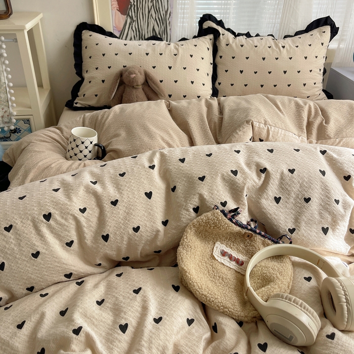 91家纺网 家纺一手货源 找家纺 迪梦姿家纺 2026新款高克重泡芙纱泡泡纱床单款四件套系列 甜心咖絮