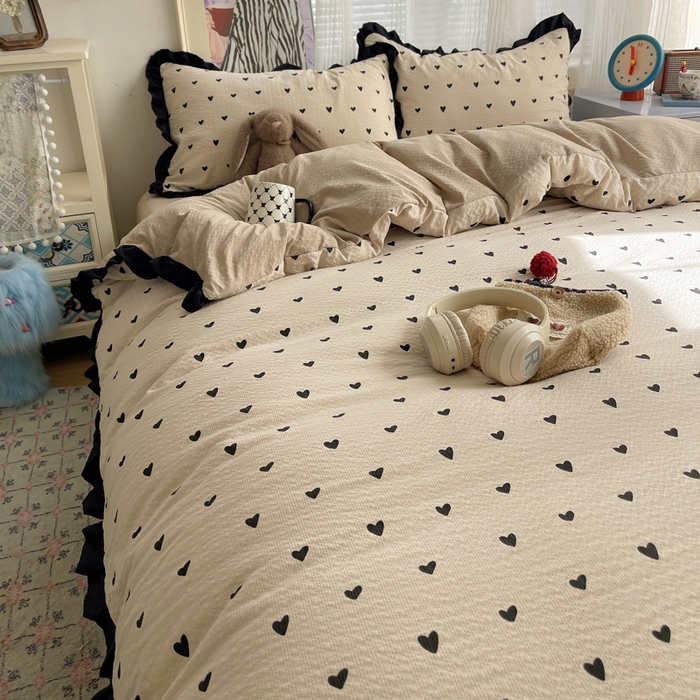 91家纺网 家纺一手货源 找家纺 迪梦姿家纺 2026新款高克重泡芙纱泡泡纱床单款四件套系列 甜心咖絮