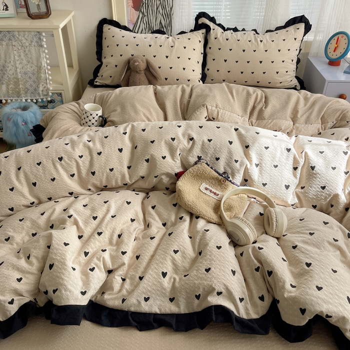 91家纺网 家纺一手货源 找家纺 迪梦姿家纺 2026新款高克重泡芙纱泡泡纱床单款四件套系列 甜心咖絮