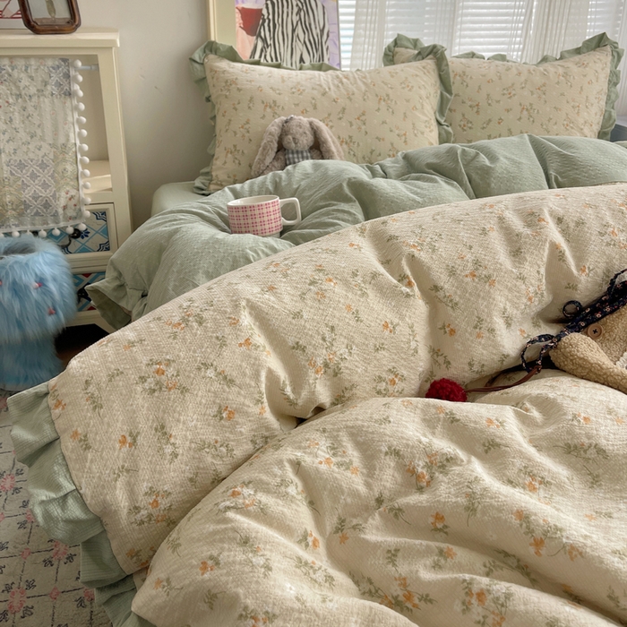 91家纺网 家纺一手货源 找家纺 迪梦姿家纺 2026新款高克重泡芙纱泡泡纱床单款四件套系列 浅沙花影黄