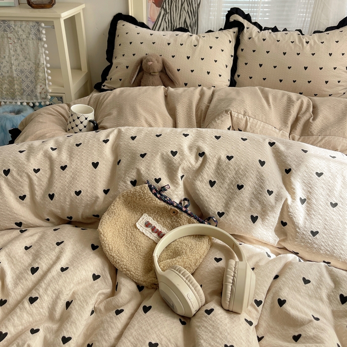 91家纺网 家纺一手货源 找家纺 迪梦姿家纺 2026新款高克重泡芙纱泡泡纱床单款四件套系列 甜心咖絮