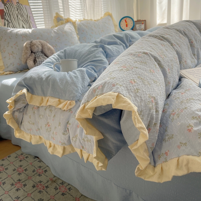 91家纺网 家纺一手货源 找家纺 迪梦姿家纺 2026新款高克重泡芙纱泡泡纱床单款四件套系列 浅沙花影蓝