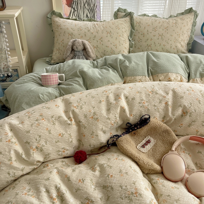 91家纺网 家纺一手货源 找家纺 迪梦姿家纺 2026新款高克重泡芙纱泡泡纱床单款四件套系列 浅沙花影黄