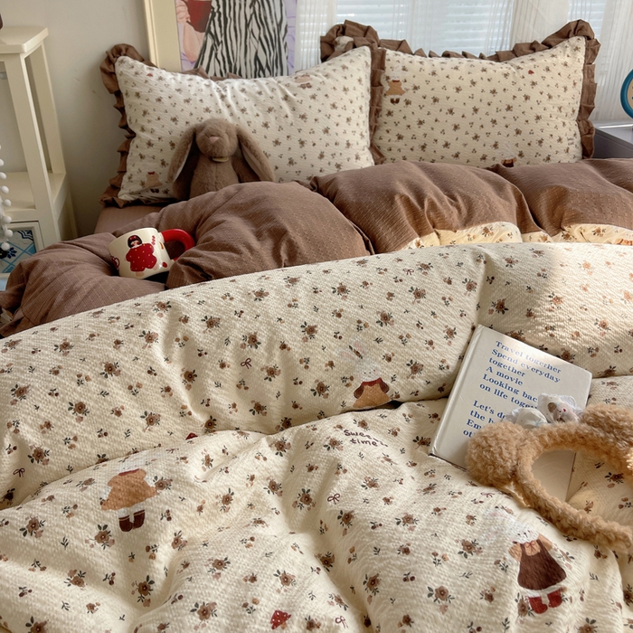 91家纺网 家纺一手货源 找家纺 迪梦姿家纺 2026新款高克重泡芙纱泡泡纱床单款四件套系列 田园兔