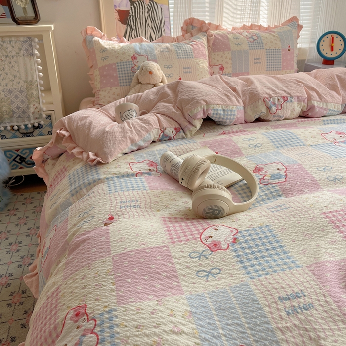 91家纺网 家纺一手货源 找家纺 迪梦姿家纺 2026新款高克重泡芙纱泡泡纱床单款四件套系列 甜喵块块