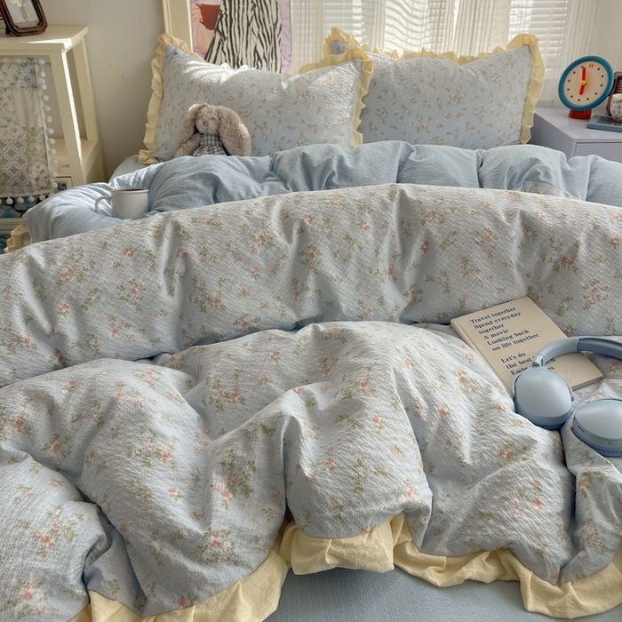 91家纺网 家纺一手货源 找家纺 迪梦姿家纺 2026新款高克重泡芙纱泡泡纱床单款四件套系列 浅沙花影蓝