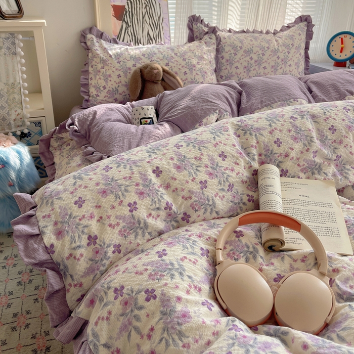 91家纺网 家纺一手货源 找家纺 迪梦姿家纺 2026新款高克重泡芙纱泡泡纱床单款四件套系列 紫雾花蝶集