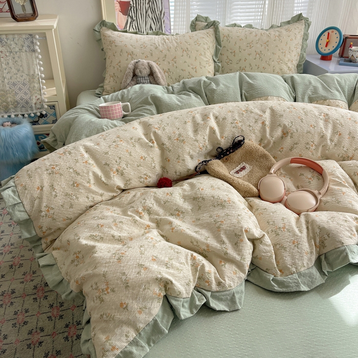 91家纺网 家纺一手货源 找家纺 迪梦姿家纺 2026新款高克重泡芙纱泡泡纱床单款四件套系列 浅沙花影黄