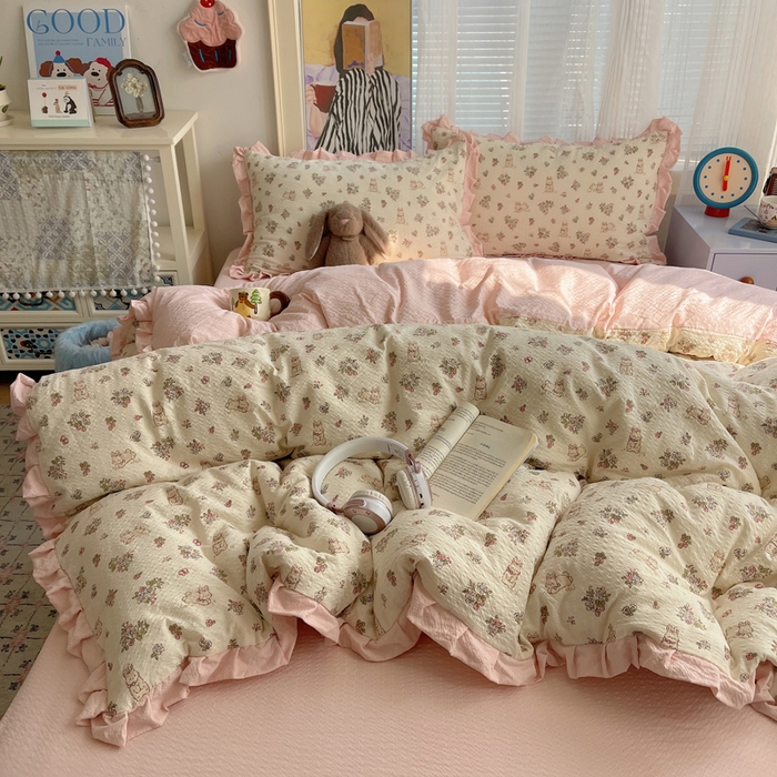 91家纺网 家纺一手货源 找家纺 迪梦姿家纺 2026新款高克重泡芙纱泡泡纱床单款四件套系列 花野兔眠