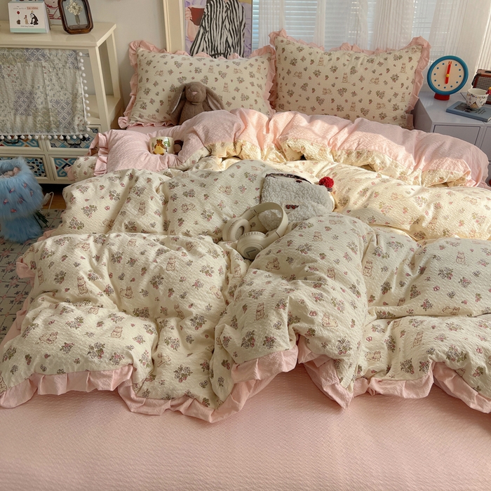 91家纺网 家纺一手货源 找家纺 迪梦姿家纺 2026新款高克重泡芙纱泡泡纱床单款四件套系列 花野兔眠