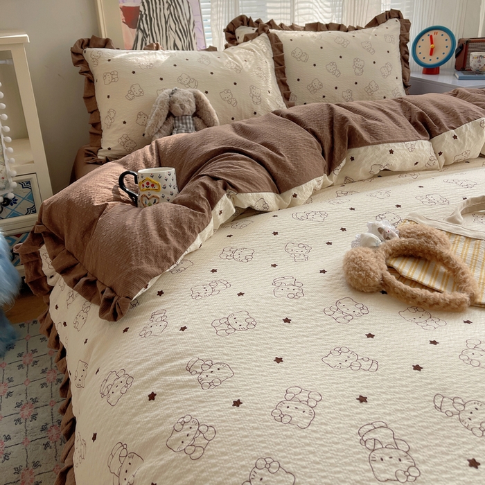 91家纺网 家纺一手货源 找家纺 迪梦姿家纺 2026新款高克重泡芙纱泡泡纱床单款四件套系列 描线小猫咖