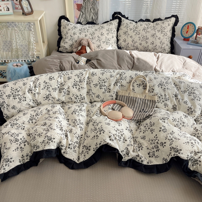 91家纺网 家纺一手货源 找家纺 迪梦姿家纺 2026新款高克重泡芙纱泡泡纱床单款四件套系列 只闻花香