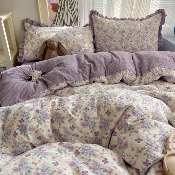 91家纺网 家纺一手货源 找家纺 迪梦姿家纺 2026新款高克重泡芙纱泡泡纱床单款四件套系列 紫雾花蝶集