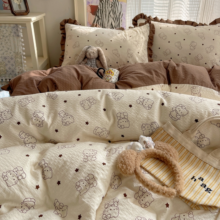 91家纺网 家纺一手货源 找家纺 迪梦姿家纺 2026新款高克重泡芙纱泡泡纱床单款四件套系列 描线小猫咖