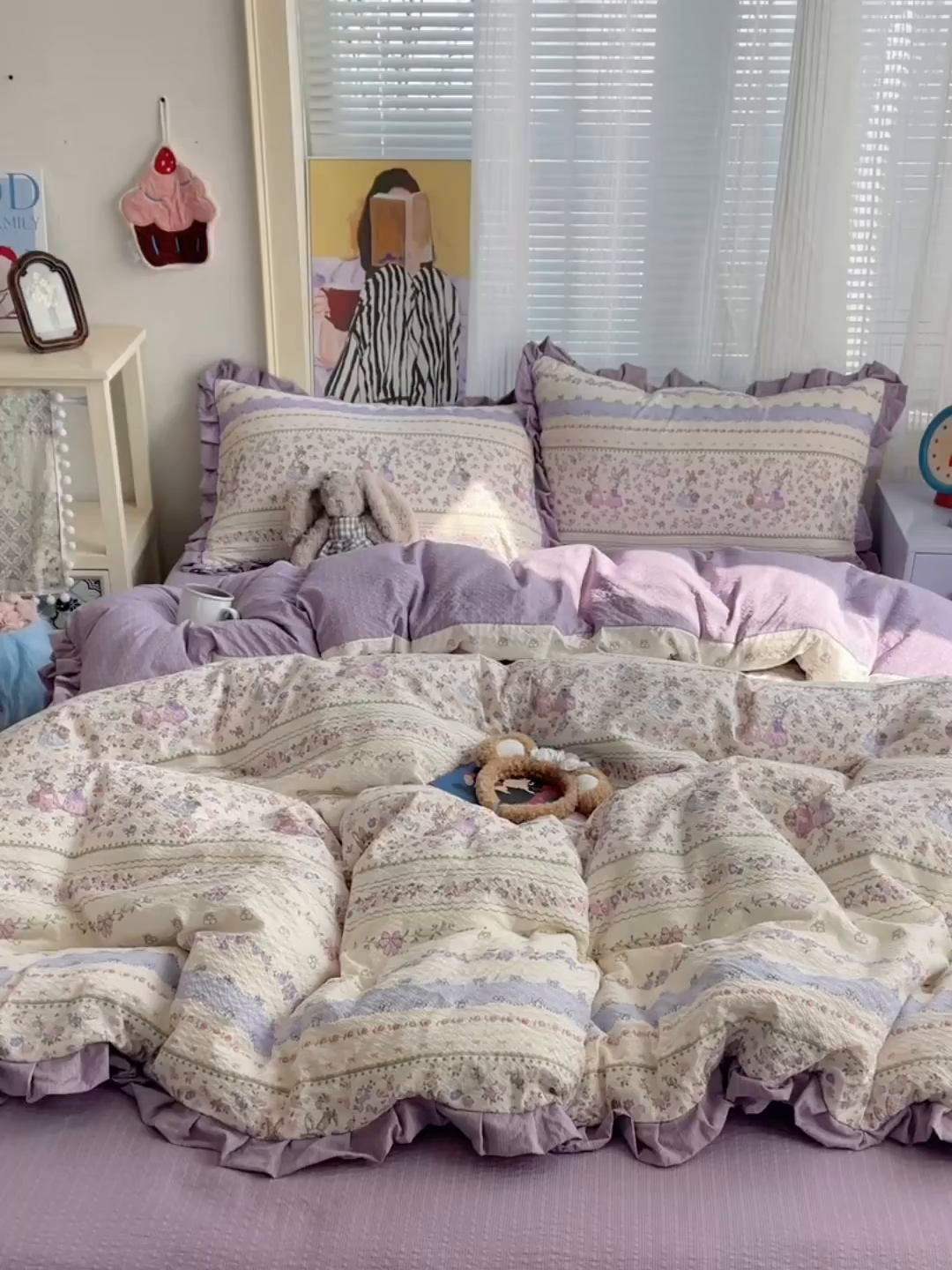 91家纺网 家纺一手货源 找家纺 迪梦姿家纺 2026新款高克重泡芙纱泡泡纱床单款四件套系列 小兔裙边