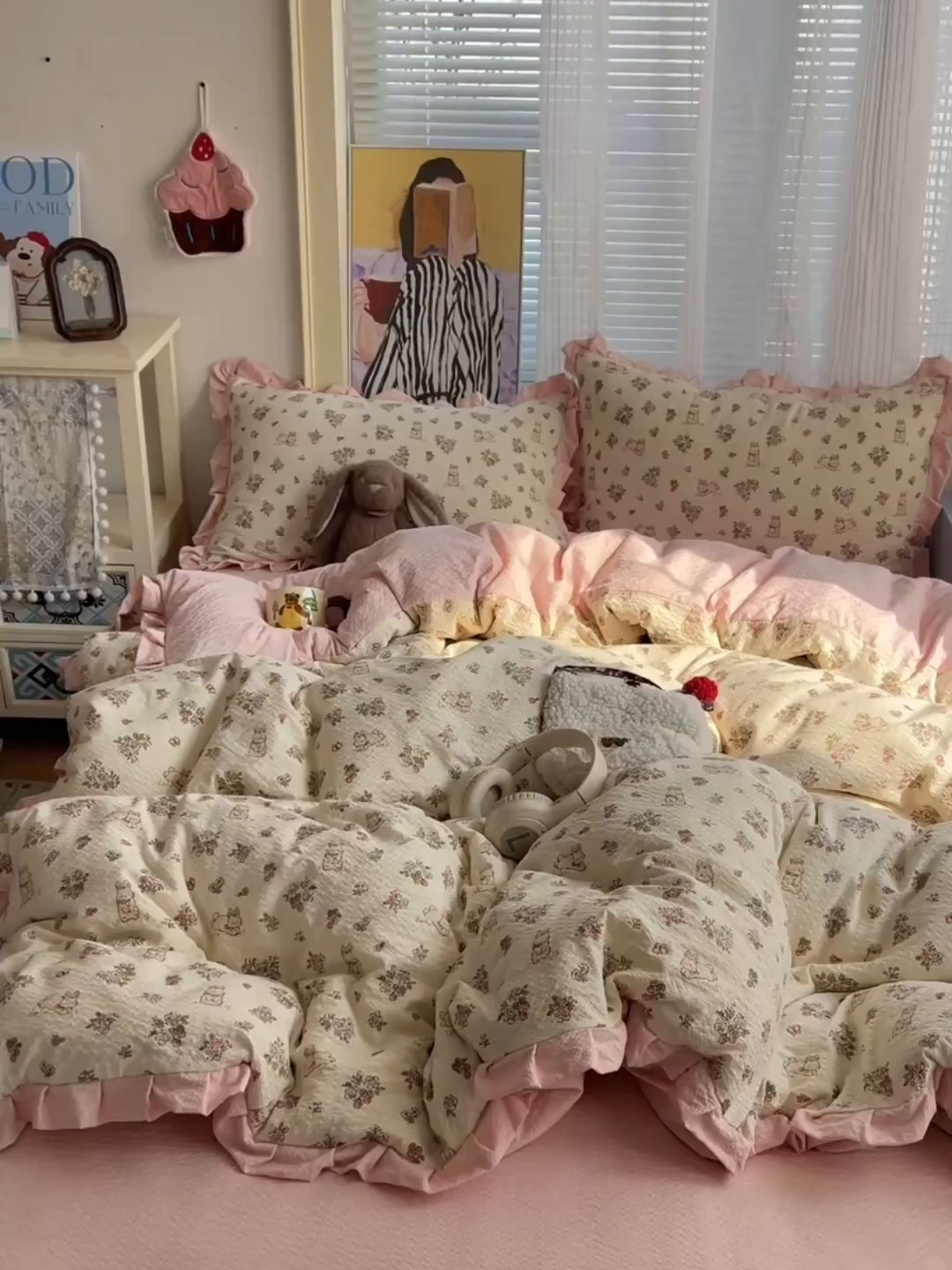 91家纺网 家纺一手货源 找家纺 迪梦姿家纺 2026新款高克重泡芙纱泡泡纱床单款四件套系列 花野兔眠