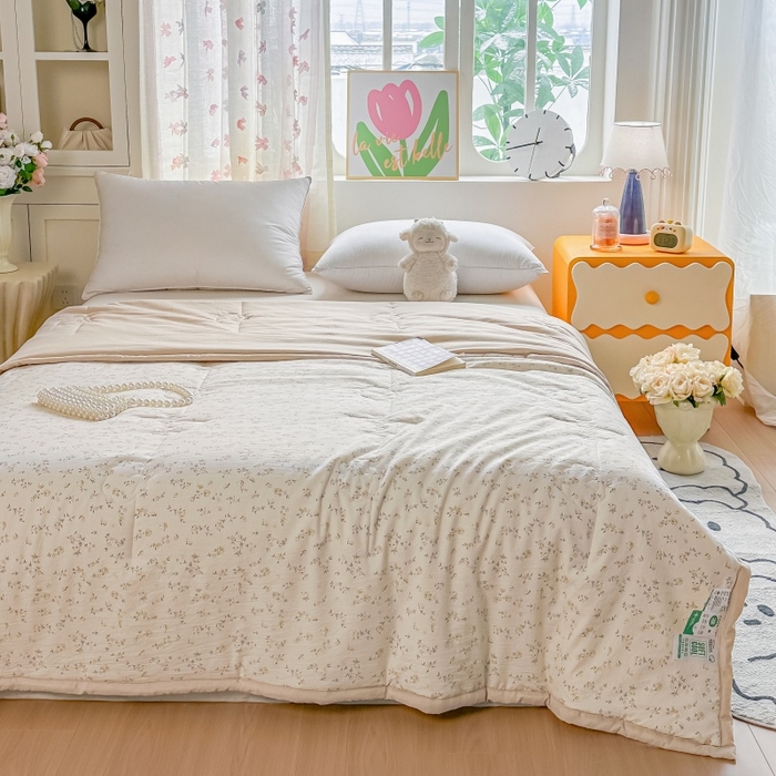 91家纺网 家纺一手货源 找家纺 爱宝被业 2026新款A类水洗棉新疆棉花夏被夏凉被 艾薇