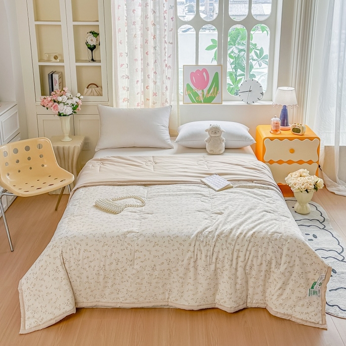 91家纺网 家纺一手货源 找家纺 爱宝被业 2026新款A类水洗棉新疆棉花夏被夏凉被 艾薇