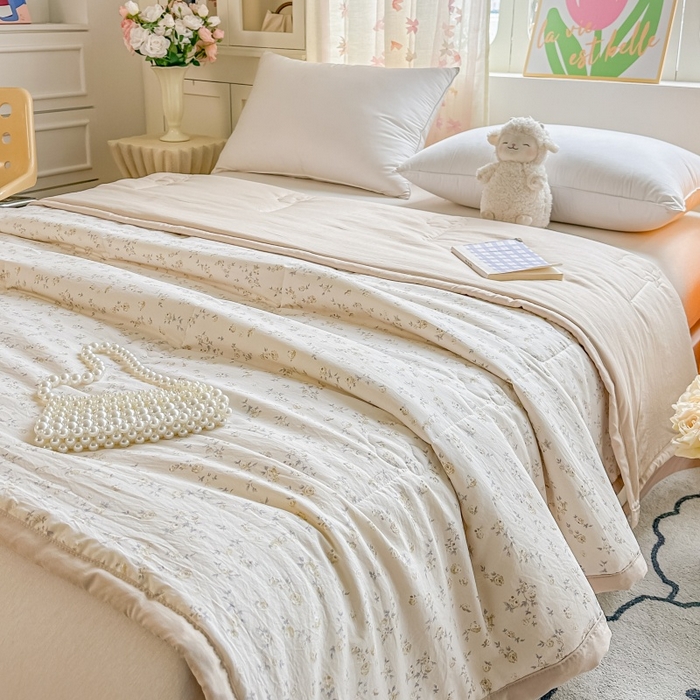 91家纺网 家纺一手货源 找家纺 爱宝被业 2026新款A类水洗棉新疆棉花夏被夏凉被 艾薇