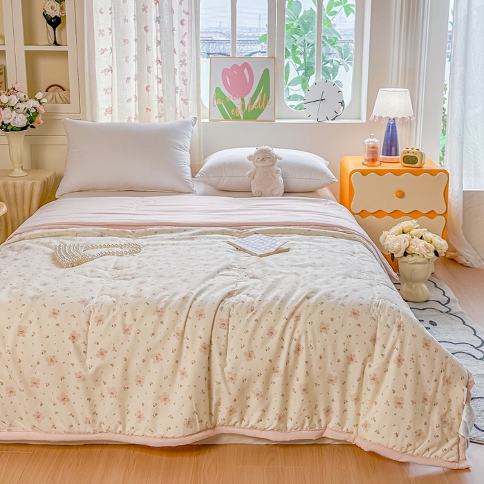 91家纺网 家纺一手货源 找家纺 爱宝被业 2026新款A类水洗棉新疆棉花夏被夏凉被 爱莎花园