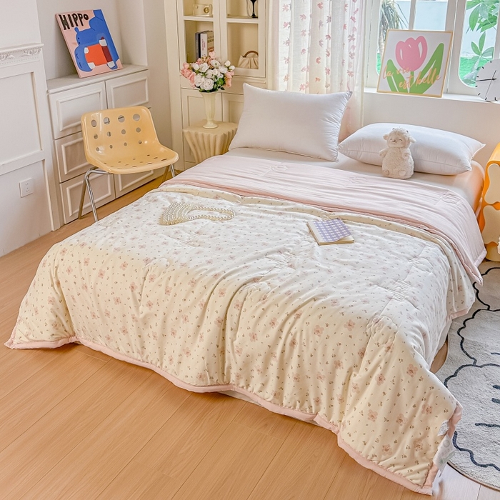 91家纺网 家纺一手货源 找家纺 爱宝被业 2026新款A类水洗棉新疆棉花夏被夏凉被 爱莎花园