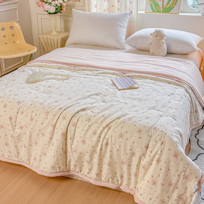 91家纺网 家纺一手货源 找家纺 爱宝被业 2026新款A类水洗棉新疆棉花夏被夏凉被 爱莎花园