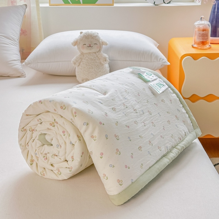 91家纺网 家纺一手货源 找家纺 爱宝被业 2026新款A类水洗棉新疆棉花夏被夏凉被 简爱